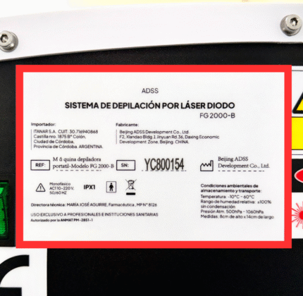 Etiqueta original del equipo ADSS con número de PM ANMAT visible, importado por ITANAR S.A. y autorizado para uso profesional en Argentina.